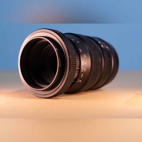 Vintage Tele Vivitar 135mm f/3.5 Manual Focus Lens - Picture 5 of 8